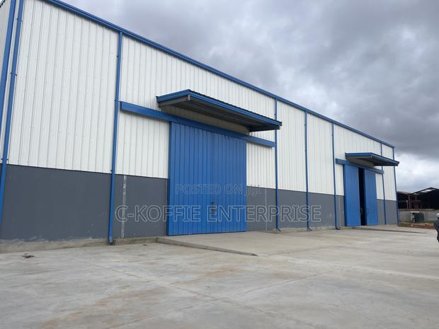 2200 SQM at Tema for Rent · Photo 2