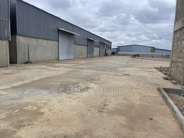 500 SQM Warehouse at Tema for Rent · Photo 1