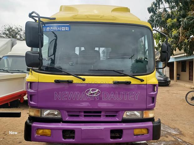 Hyundai 5ton Mega · Photo 2