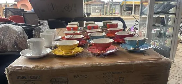 Coffie and Tea Cups · Photo 1