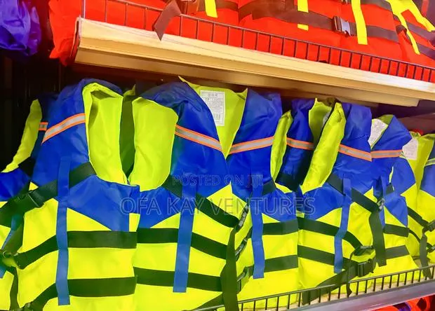 New Swimsuit Life Jacket · Photo 1