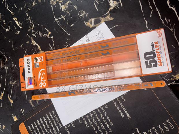 Hacksaw Blades · Photo 1
