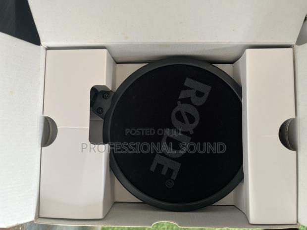 Studio Michrophone · Photo 3