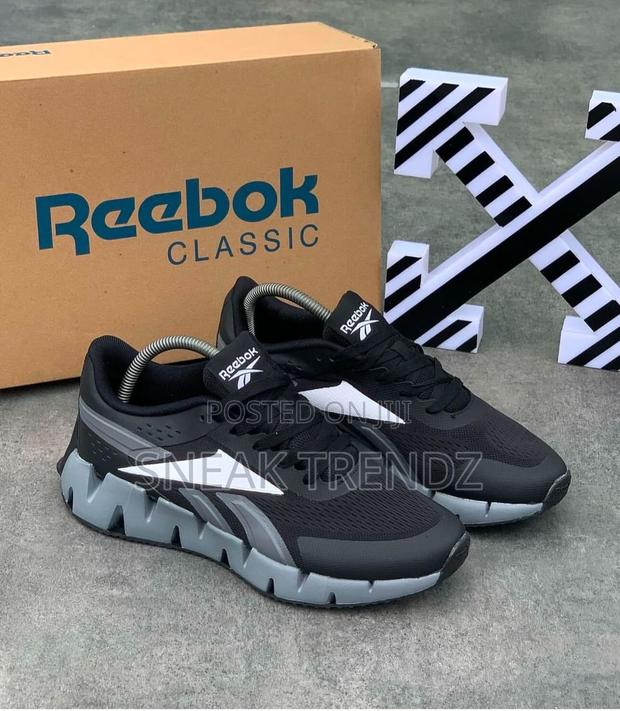 Original Reebok Classic Zig Black and Grey · Photo 2