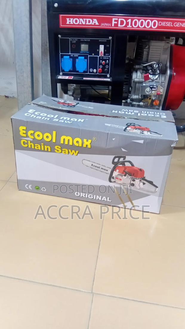 Eecoolmax Chainsaw Gasoline Powdered · Photo 1