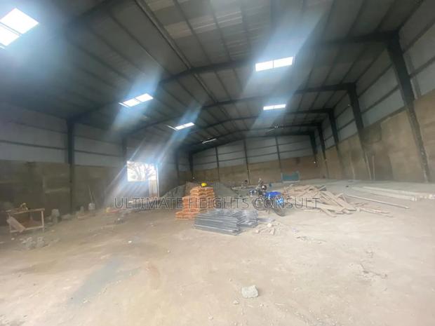 1200 Square Meters Warehouse for Rent at Westland · Photo 2