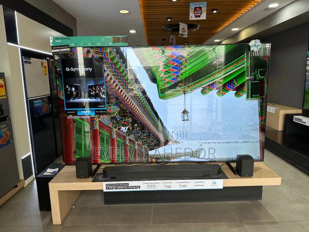 Samsung 98 Inches Smart Uhd Available · Photo 1