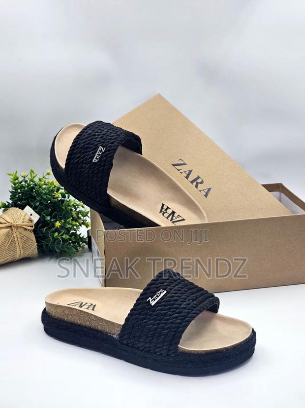 Original Zara Sandals Black and Brown · Photo 1