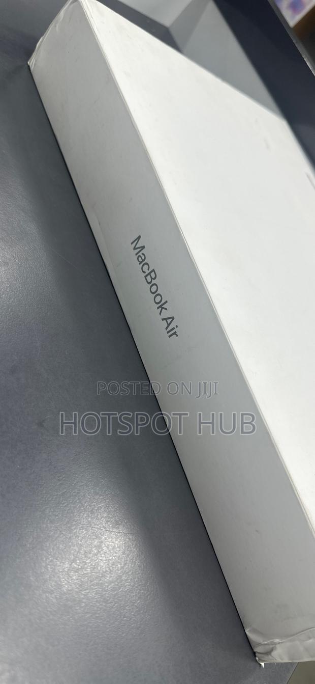 New Laptop Apple MacBook Air 2025 M4 15-inch 24GB Apple M4 SSD 512GB · Photo 3