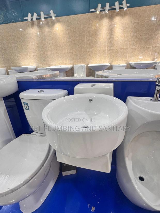 Hand Wash Basin_wall Hung Basin · Photo 1