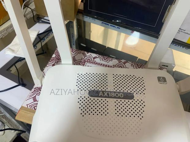 Wifi 6 Ax1800 · Photo 4
