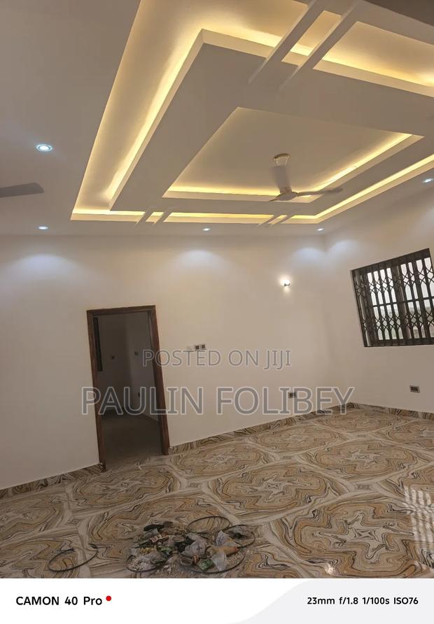 2bdrm Apartment in Dg Property, Ablekuma for rent · Photo 2