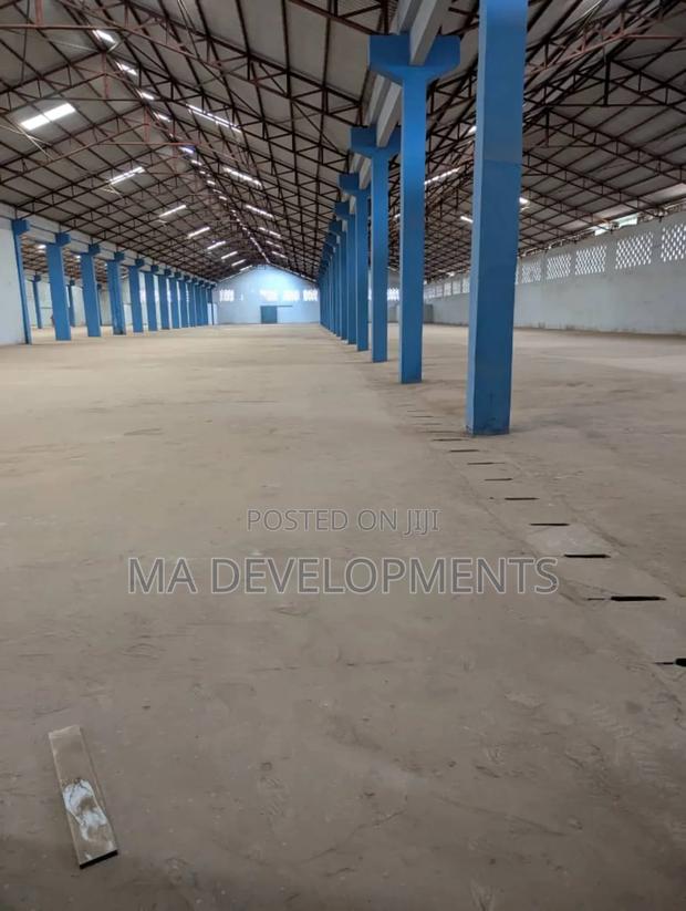 9,000 Square Meter Warehouse for Rent in Tema Industrial Area. · Photo 1