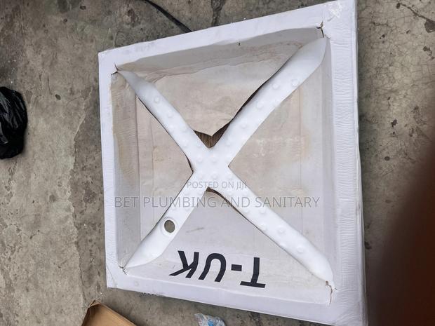 Shower Tray · Photo 2