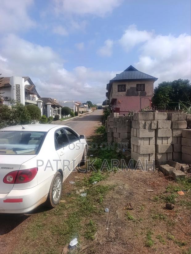 Registered 1 Plot at Tuc Adiembra · Photo 2