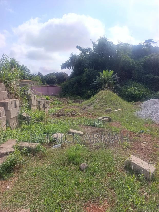 Registered 1 Plot at Tuc Adiembra · Photo 4