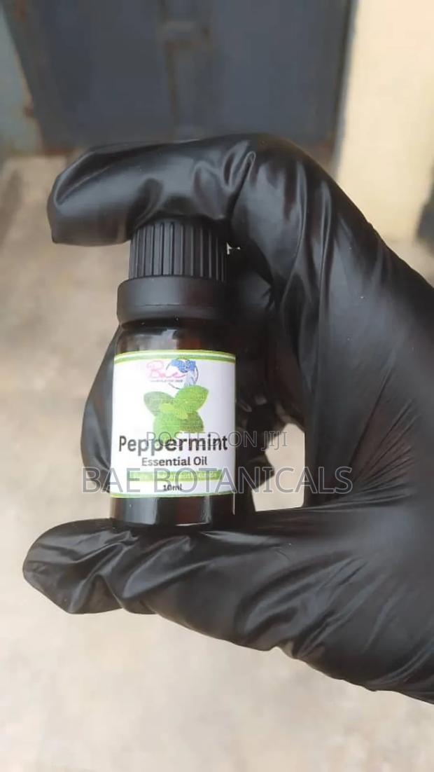 Clove Essential Oil (10ml) · Photo 7