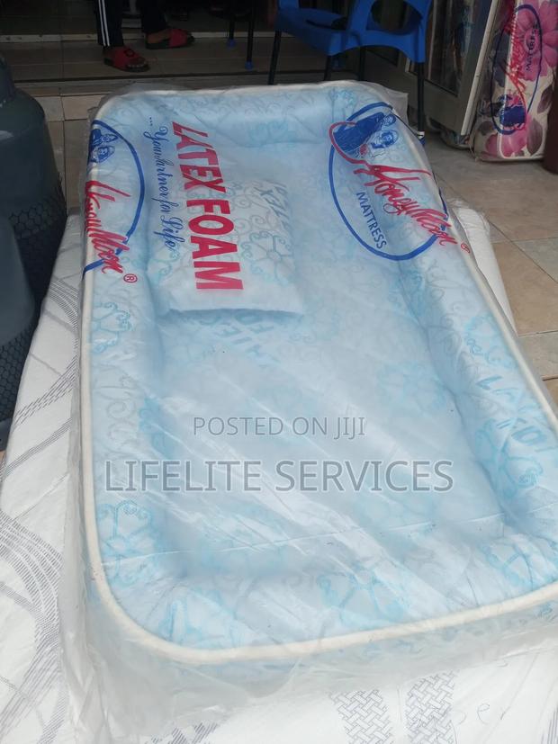 Comfortable Baby Cot Mattress+ Free Pillow · Photo 1