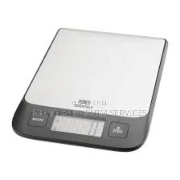 Scales For Weighing Poultry And Other Stuffs · Photo 1