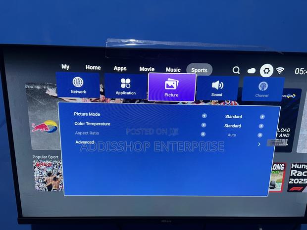 New Hikers 32inches Smart Android TV · Photo 2