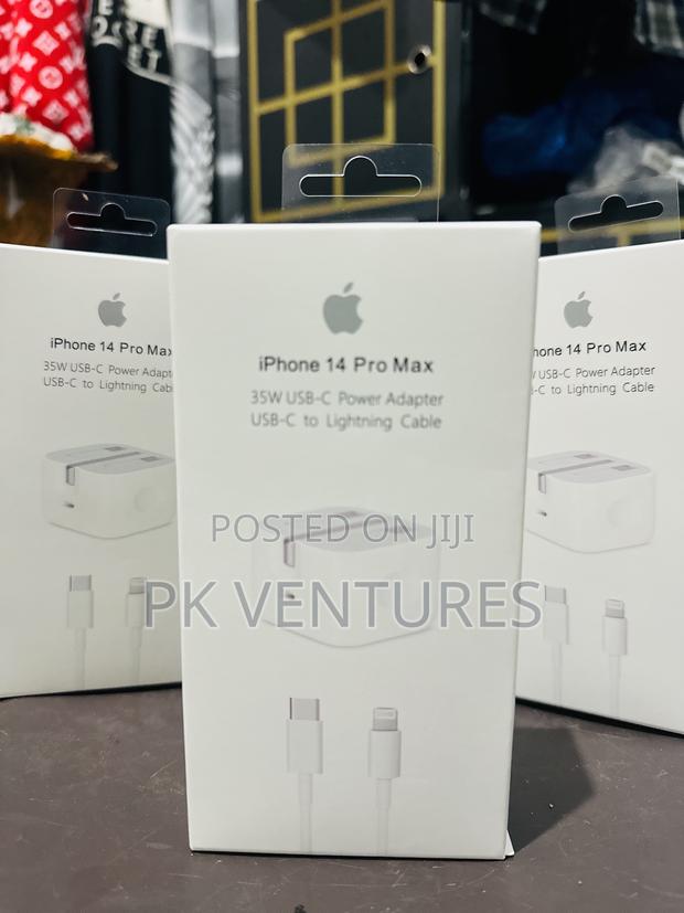 iPhone 35w Usb-C Charger · Photo 2