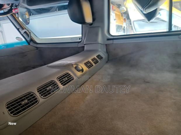 Hyundai H-100 2000 Yellow · Photo 8