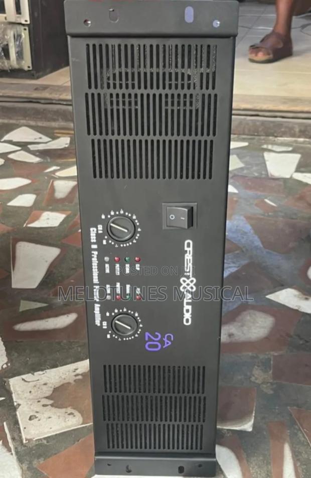 Crest Audio Ca30 Class H Professional Power Amplifier. · Photo 1
