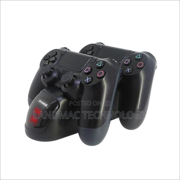 Dobe Tp4 889 Dual Charging Dock for Ps4 Wireless Controllers-Black · Photo 1