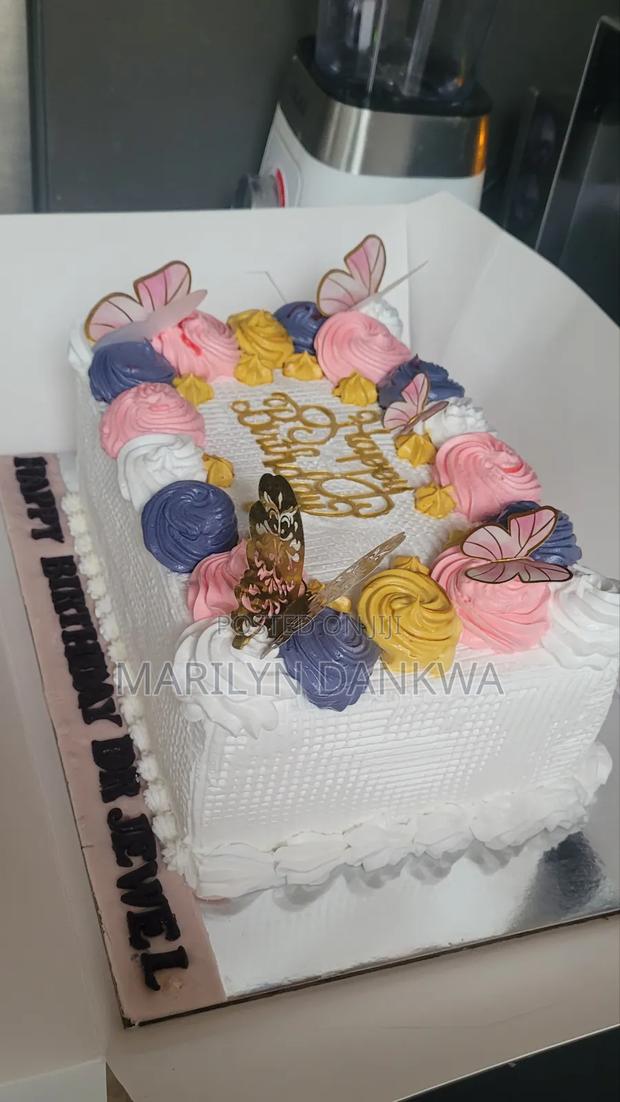 Anniversary Cake · Photo 2