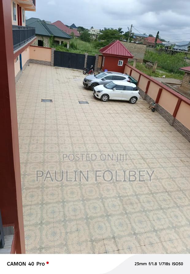 1bdrm Apartment in Dg Property, Ablekuma for rent · Photo 2