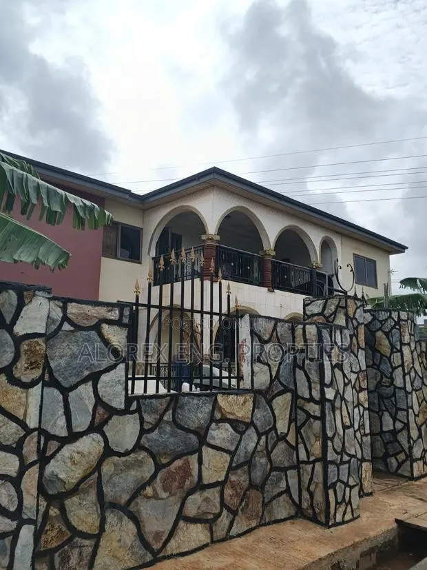 1bdrm Apartment in Adenta Amanfro, Frafraha for rent · Photo 1