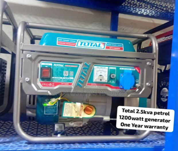 Clean and Stable Total 2.5kva 1200watt Petrol Generator · Photo 1