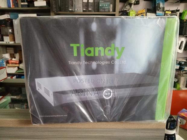 Tiandy 16ch Poe NVR 8mp 2 HDD Support Tc-R3220 · Photo 1