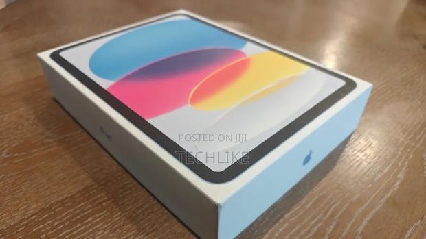 New Apple iPad (2025) 128 GB Black · Photo 2