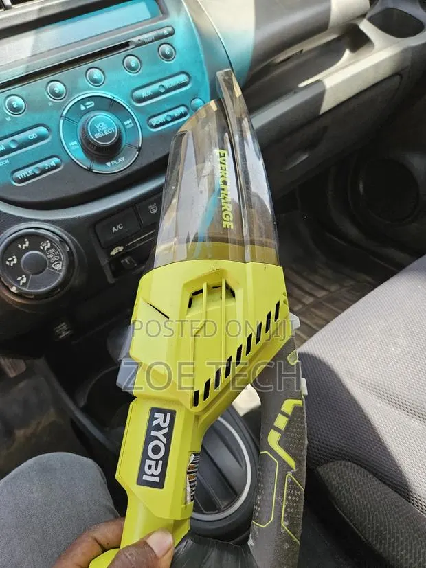 Ryobi Vacum Cleaner · Photo 1