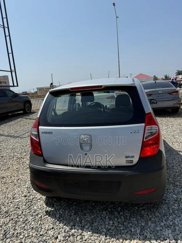 Hyundai I10 2012 Silver · Photo 1