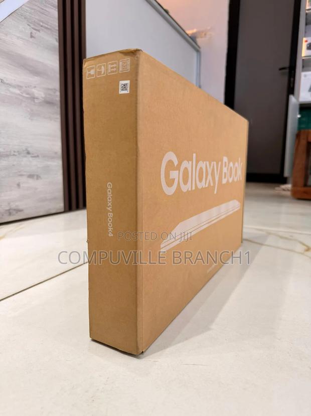 New Laptop Samsung Galaxy Book4 16GB Intel Core I7 SSD 512GB · Photo 3