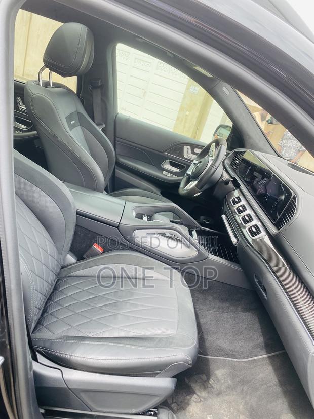 Mercedes-Benz GLS-Class 2023 Black · Photo 6