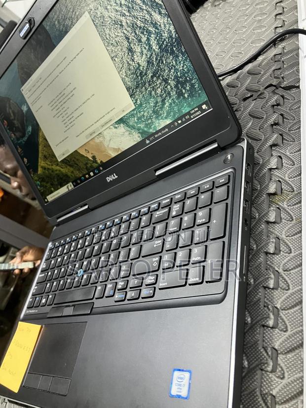 Laptop Dell Precision 7510 24GB Intel Core I7 SSD 512GB · Photo 3
