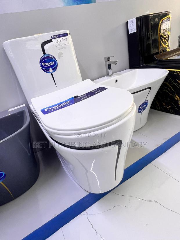 Water Closet(Wc)With Combined Hunging Hand_wash Basin Complete · Photo 1