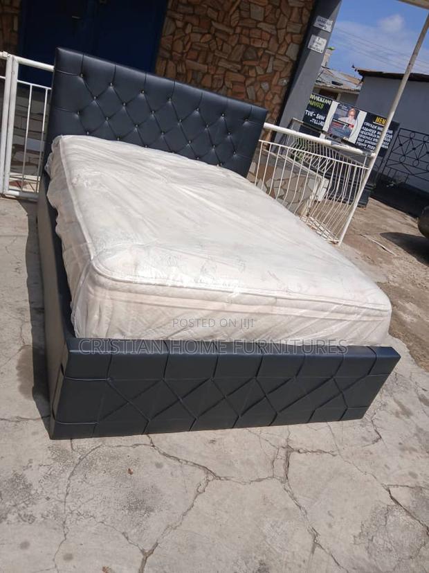Double Bed for Sale · Photo 1