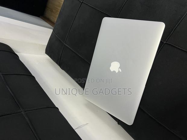 Laptop Apple MacBook Air 2017 8GB Intel Core I5 SSD 128GB · Photo 4