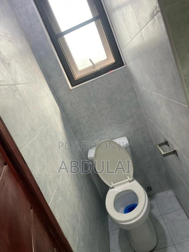 3bdrm Apartment in Abu Abdulai, Parakuo Estate for rent · Photo 3