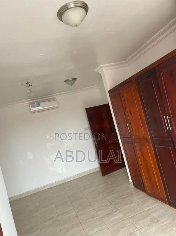 3bdrm Apartment in Abu Abdulai, Parakuo Estate for rent · Photo 4