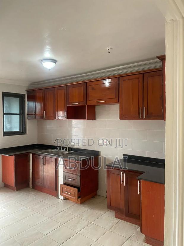 3bdrm Apartment in Abu Abdulai, Parakuo Estate for rent · Photo 6