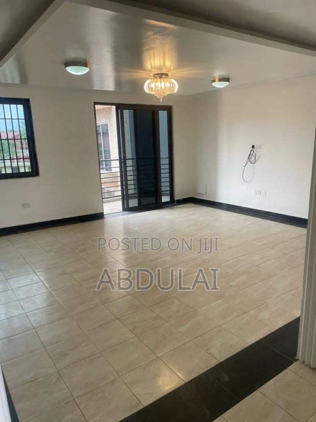 3bdrm Apartment in Abu Abdulai, Parakuo Estate for rent · Photo 8