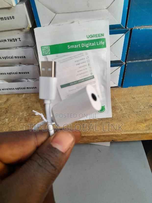 Usb to Female Jack Adapter · Photo 4