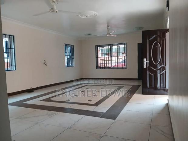 4bdrm House in Achimota Near, School Area for sale · Photo 2