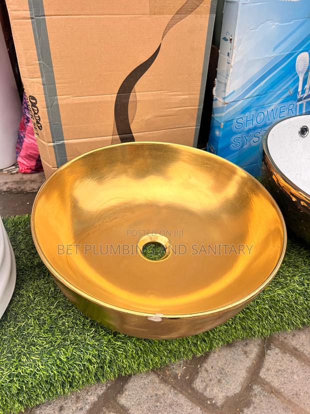 Italian Gold Vanity Basin_pedicure Basin_countertop Basin · Photo 1