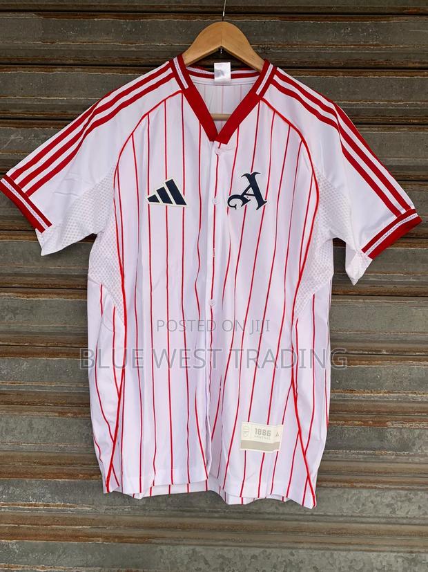 Arsenal Baseball Shirt _ Arsenal Jersey · Photo 1